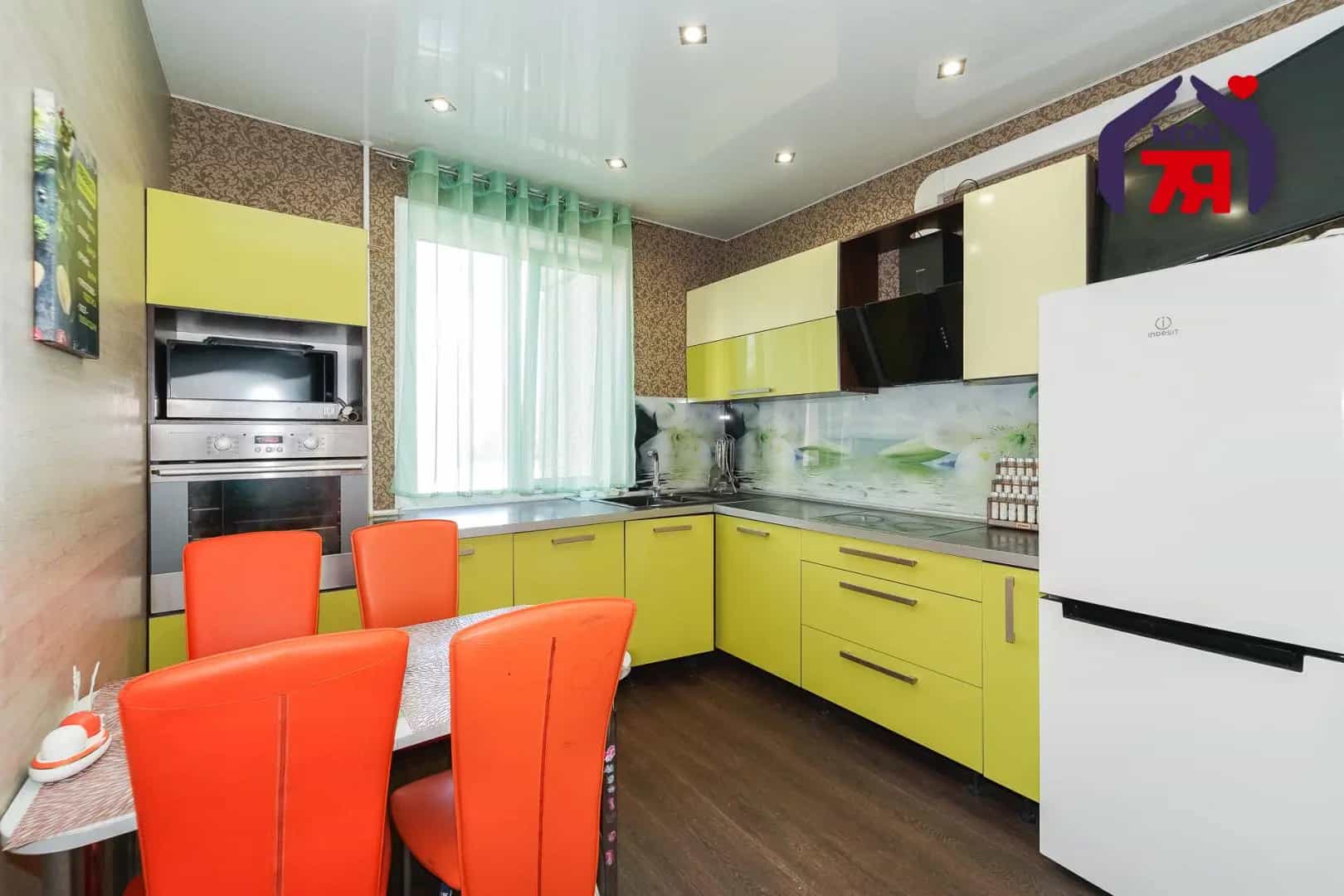 Беларусь, Минск, улица Сергея Есенина, 35к2, фото 2