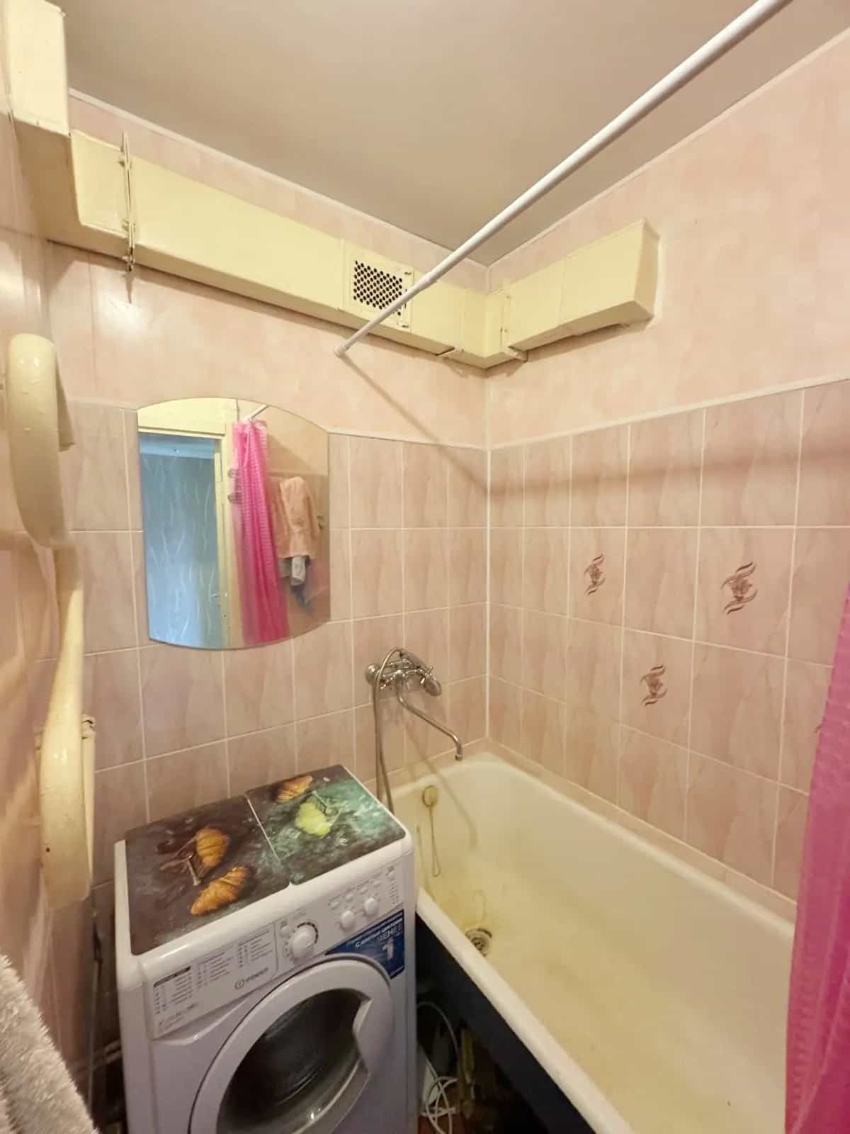 Беларусь, Минская область, Слуцк, улица Парижской Коммуны, 8, фото 5