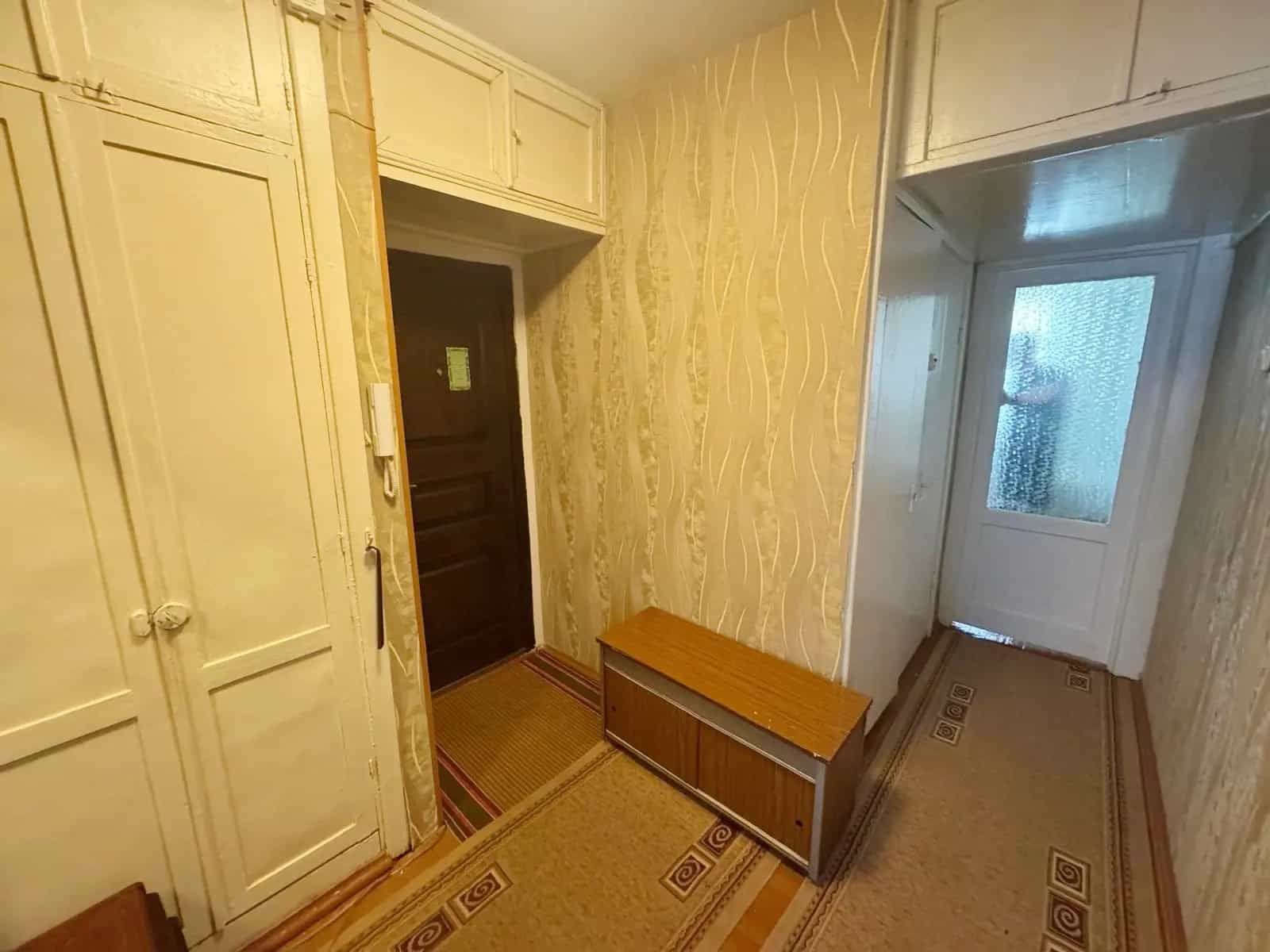 Беларусь, Минская область, Слуцк, улица Парижской Коммуны, 8, фото 9