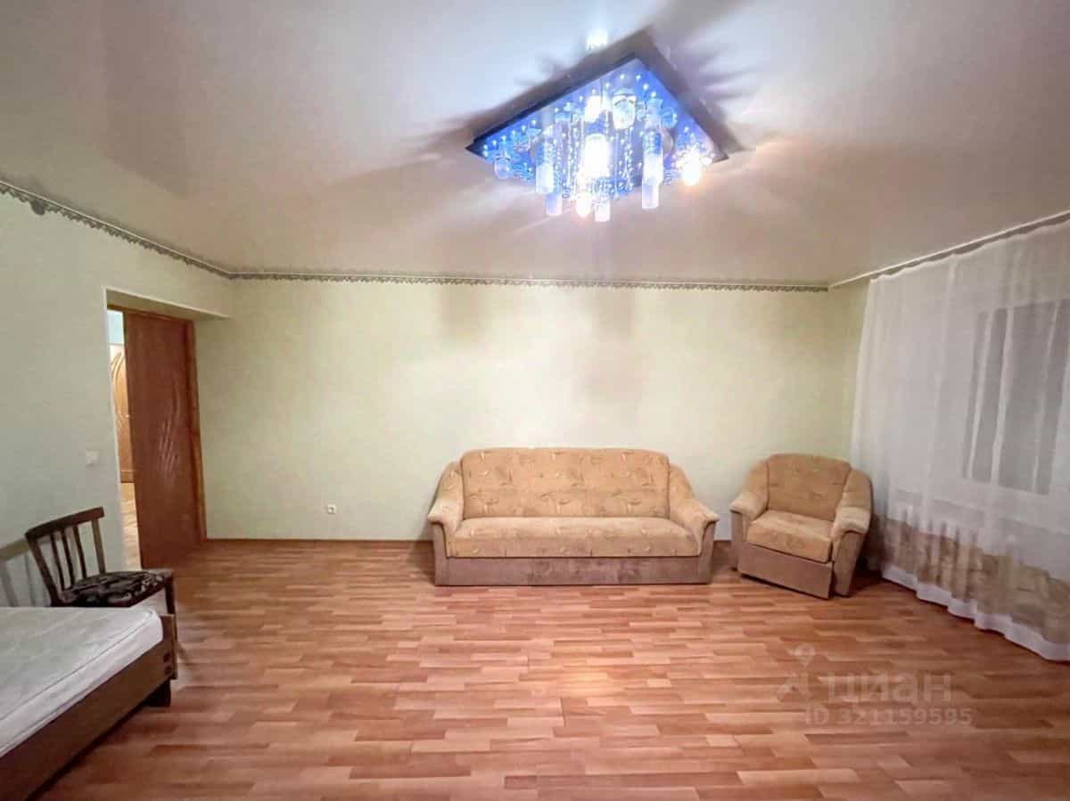 Россия, Новгородская область, Валдай, Комсомольский проспект, 41, фото 6