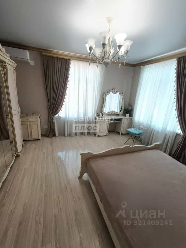 Россия, Кабардино-Балкарская Республика, Нальчик, улица Кешокова, 81, фото 2