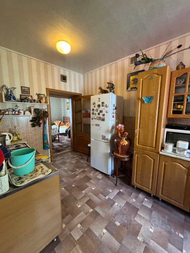 Россия, Смоленская область, Ярцево, Краснооктябрьская улица, 21, фото 6