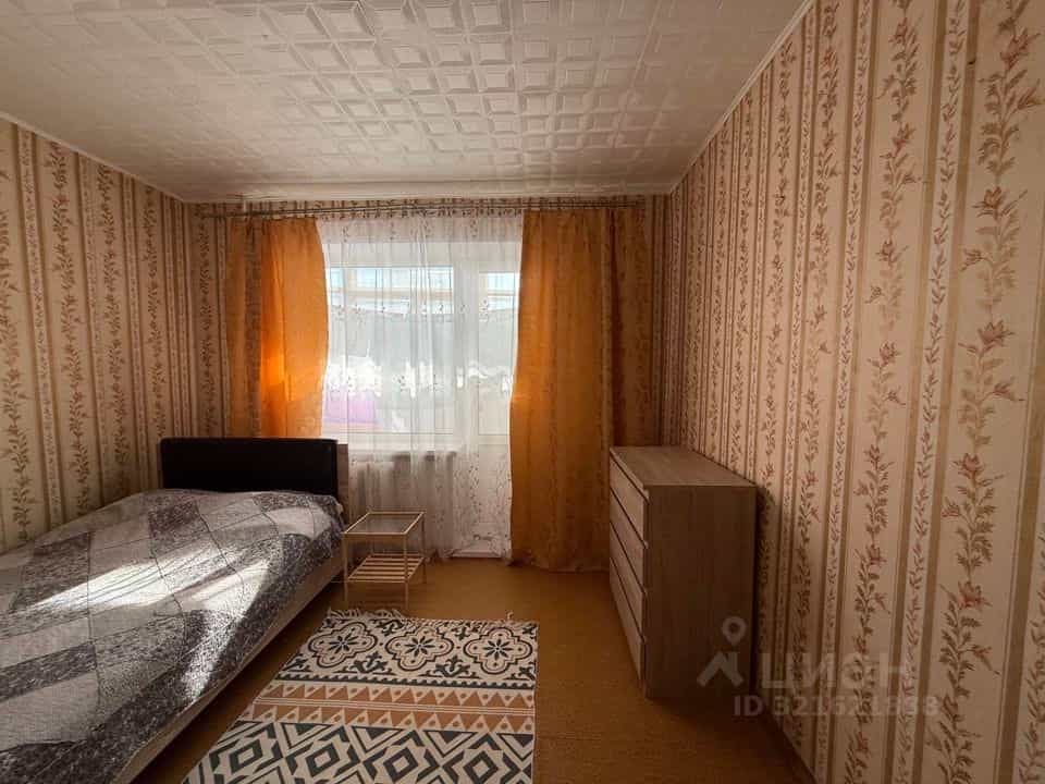 Россия, Новгородская область, Валдай, проспект Васильева, 36, фото 5