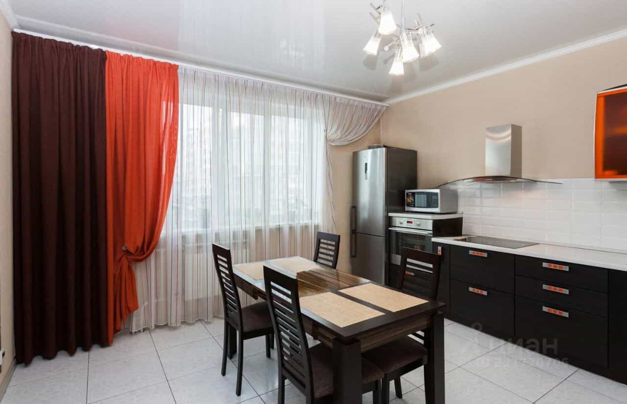 Россия, Республика Хакасия, Абакан, улица Кирова, 99Б, фото 4