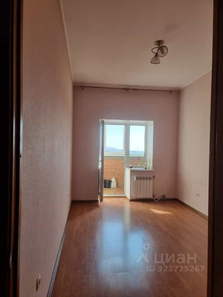 Россия, Республика Хакасия, Абакан, улица Комарова, 24, фото 10