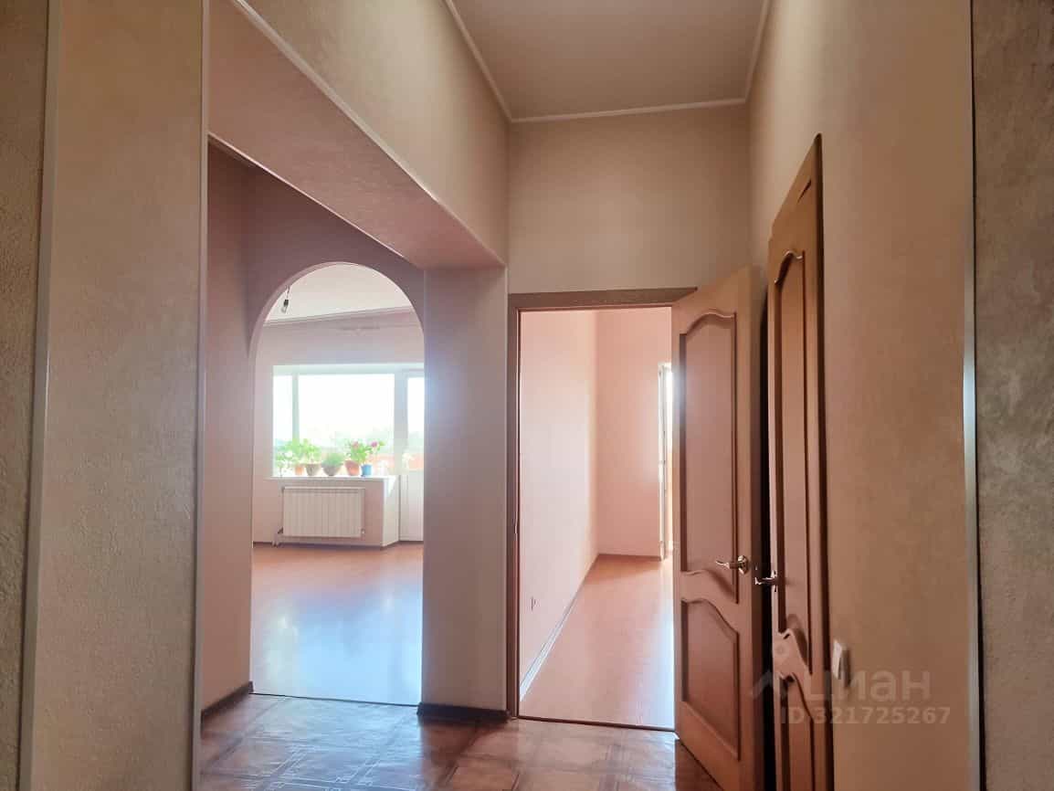 Россия, Республика Хакасия, Абакан, улица Комарова, 24, фото 22