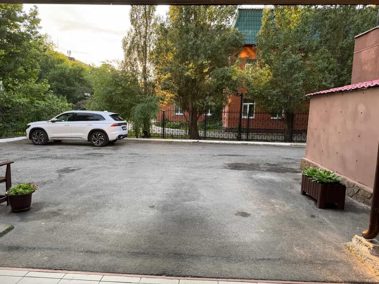 Россия, Курган, улица Сухэ-Батора, 6А, фото 24