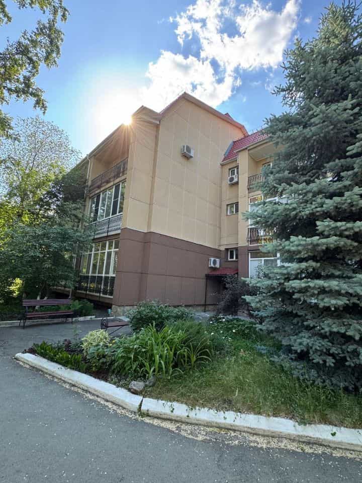 Россия, Курган, улица Сухэ-Батора, 6А, фото 25