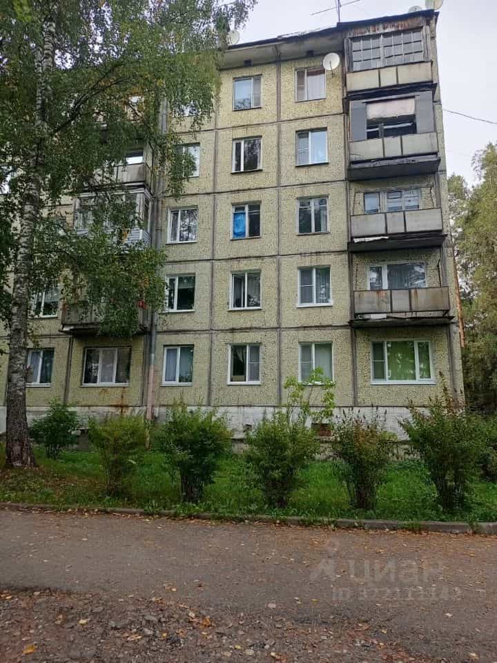 Россия, Республика Карелия, Лахденпохья, Ладожская улица, 16