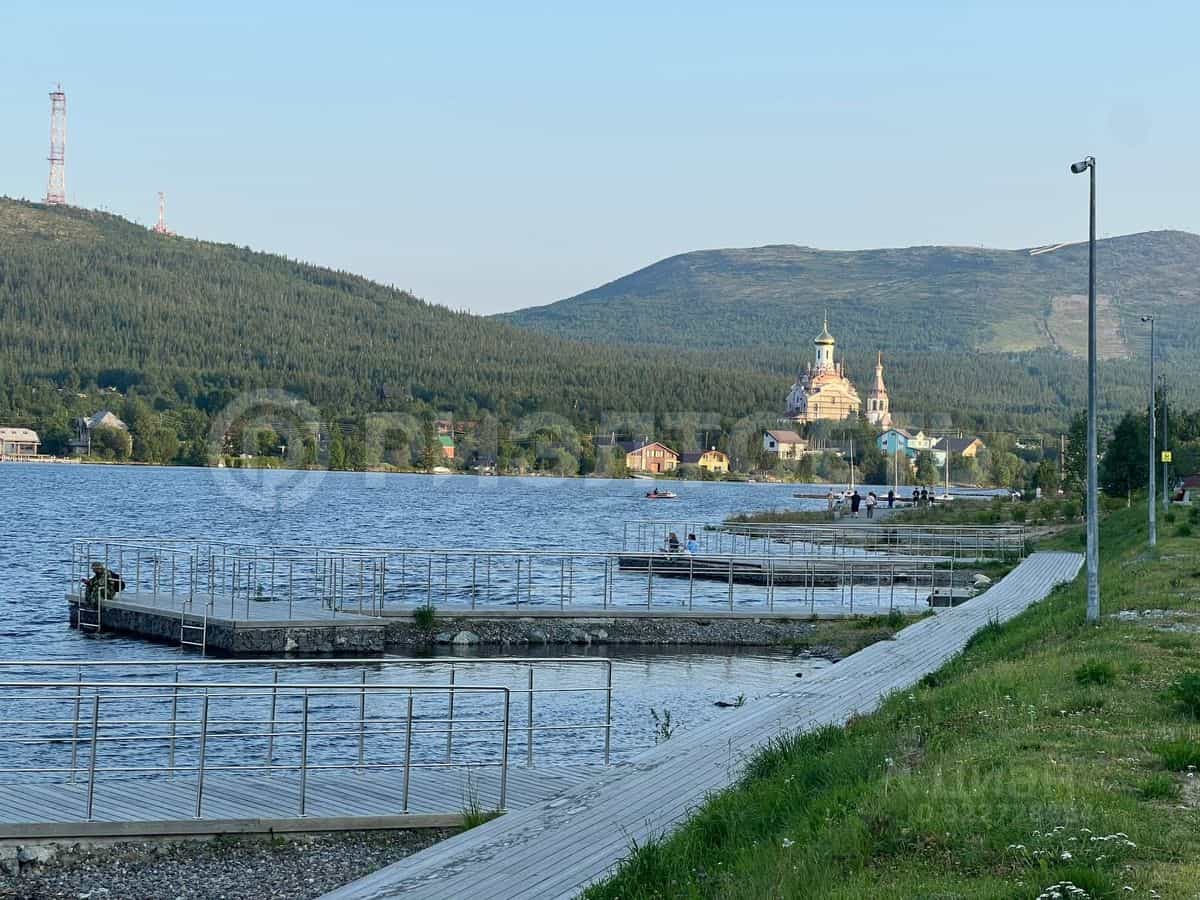 Россия, Мурманская область, Мончегорск, Ленинградская набережная, 8, фото 14