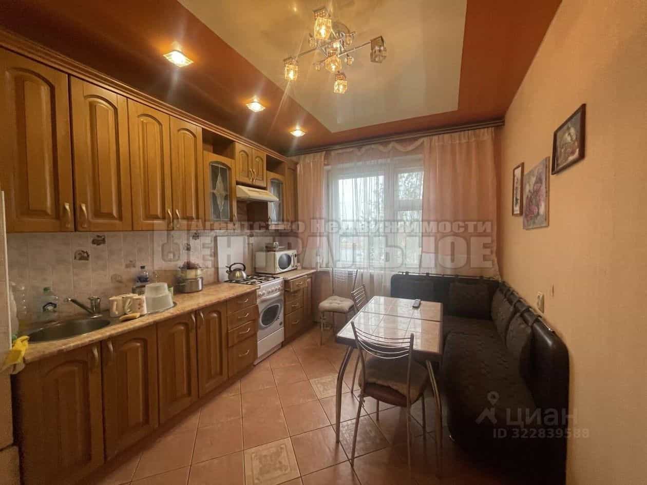 Россия, Смоленск, улица Попова, 76