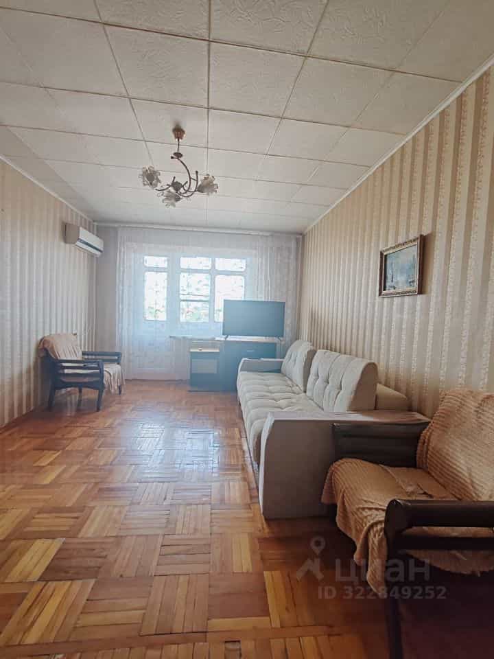 Россия, Республика Адыгея (Адыгея), Тахтамукайский район, посёлок городского типа Яблоновский, улица Пушкина, 19, фото 4