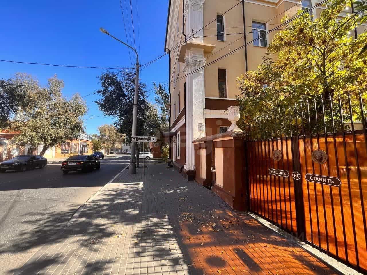 Россия, Астрахань, улица Ленина, 52/2, фото 38
