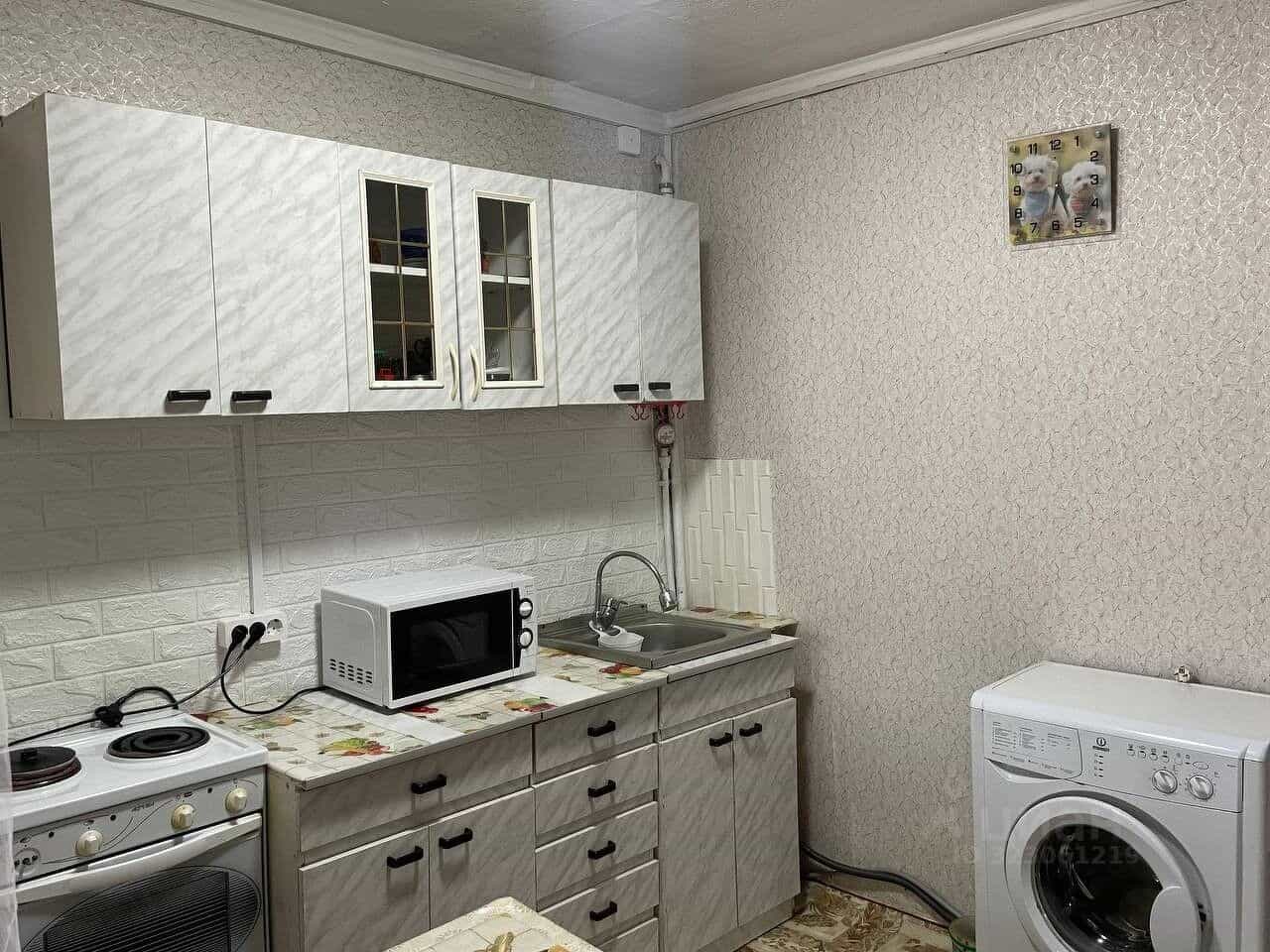 Россия, Республика Хакасия, Абакан, улица Баландиной, 33, фото 7