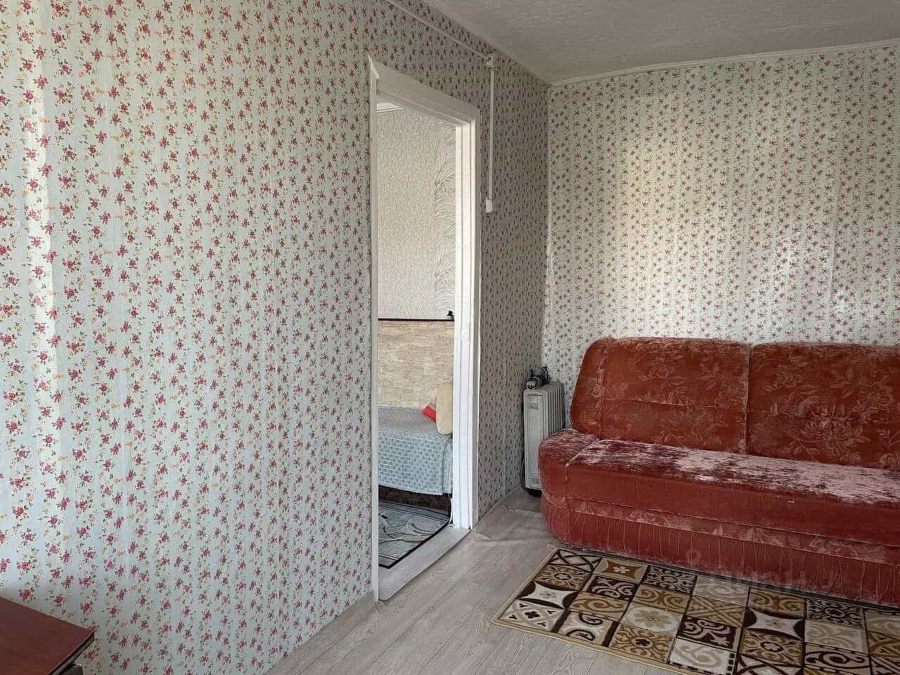 Россия, Республика Хакасия, Абакан, улица Баландиной, 33, фото 9
