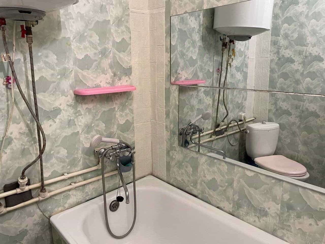 Россия, Республика Хакасия, Абакан, улица Баландиной, 33, фото 13