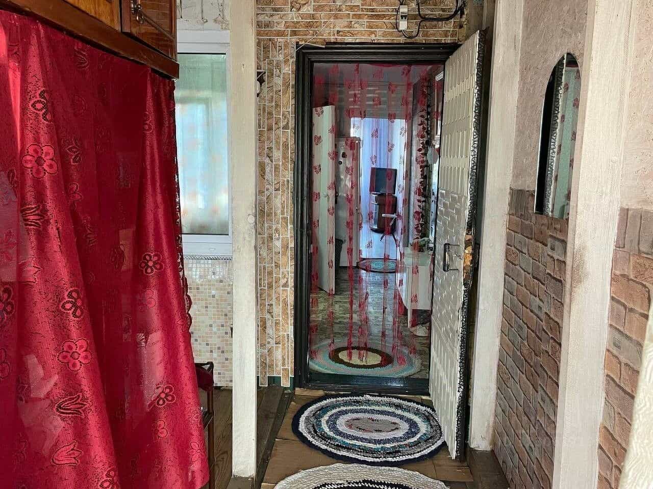 Россия, Республика Хакасия, Абакан, улица Баландиной, 33, фото 16