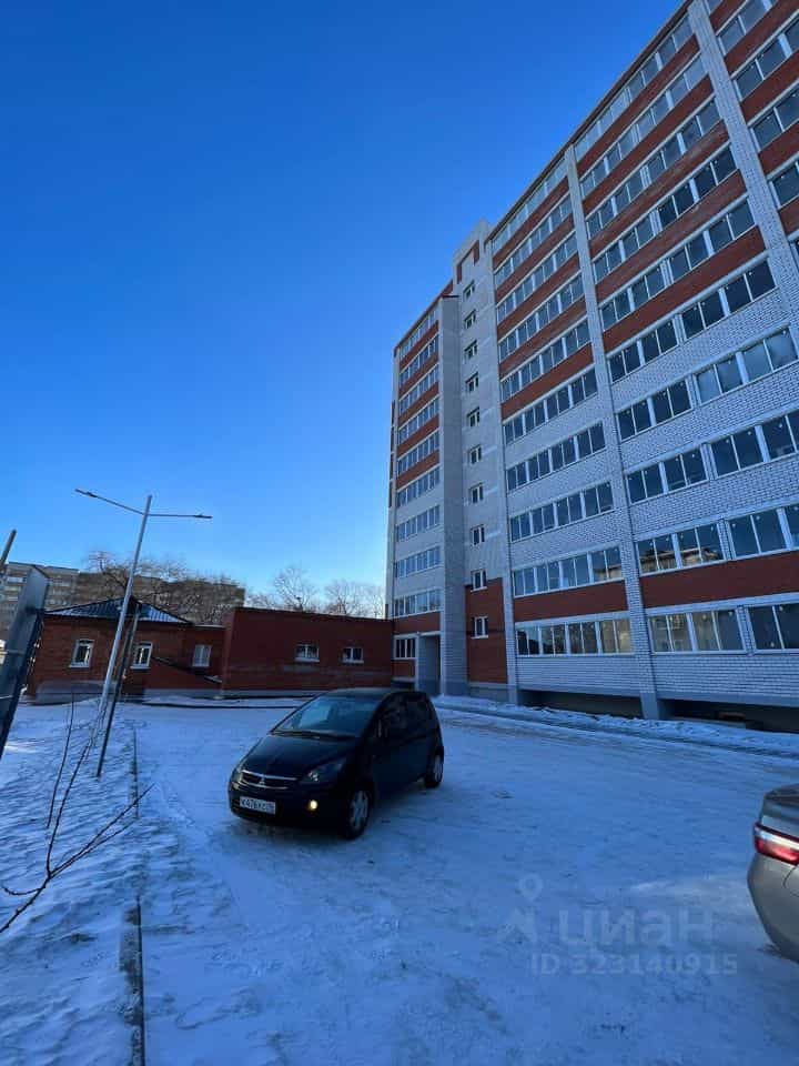 Россия, Амурская область, Благовещенск, Октябрьская улица, 233