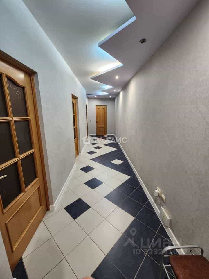 Россия, Республика Коми, Сыктывкар, улица Бабушкина, 31, фото 5