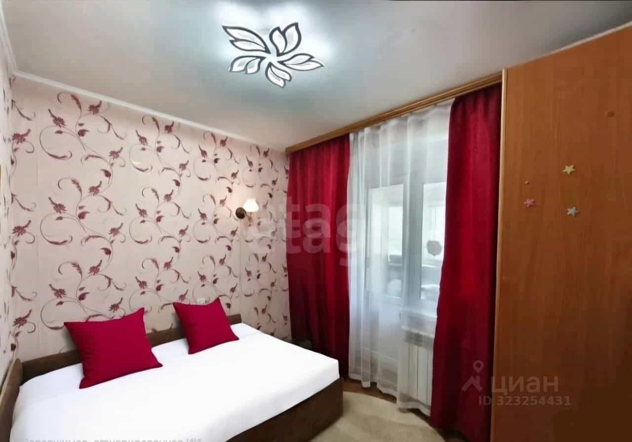 Россия, Орёл, улица Бурова, 44