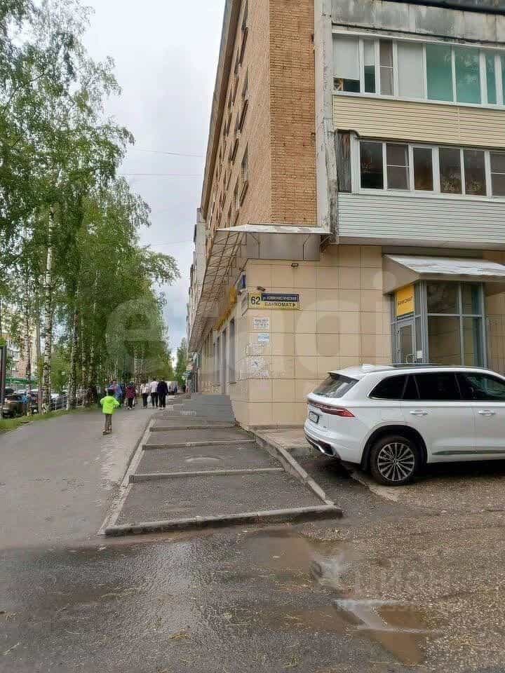 Россия, Республика Коми, Сыктывкар, Коммунистическая улица, 62, фото 2