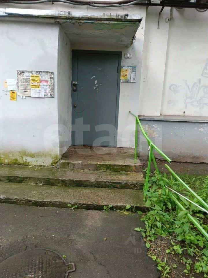 Россия, Республика Коми, Сыктывкар, Коммунистическая улица, 62, фото 4