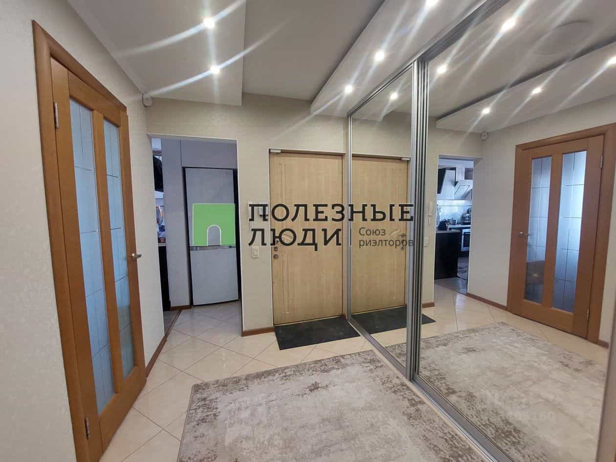 Россия, Курган, жилой район Заозёрный, 6-й микрорайон, 15