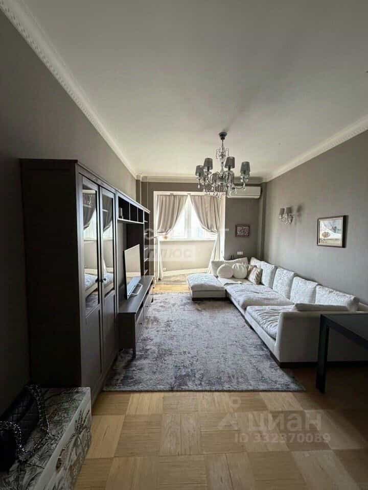 Россия, Москва, Веерная улица, 4к2