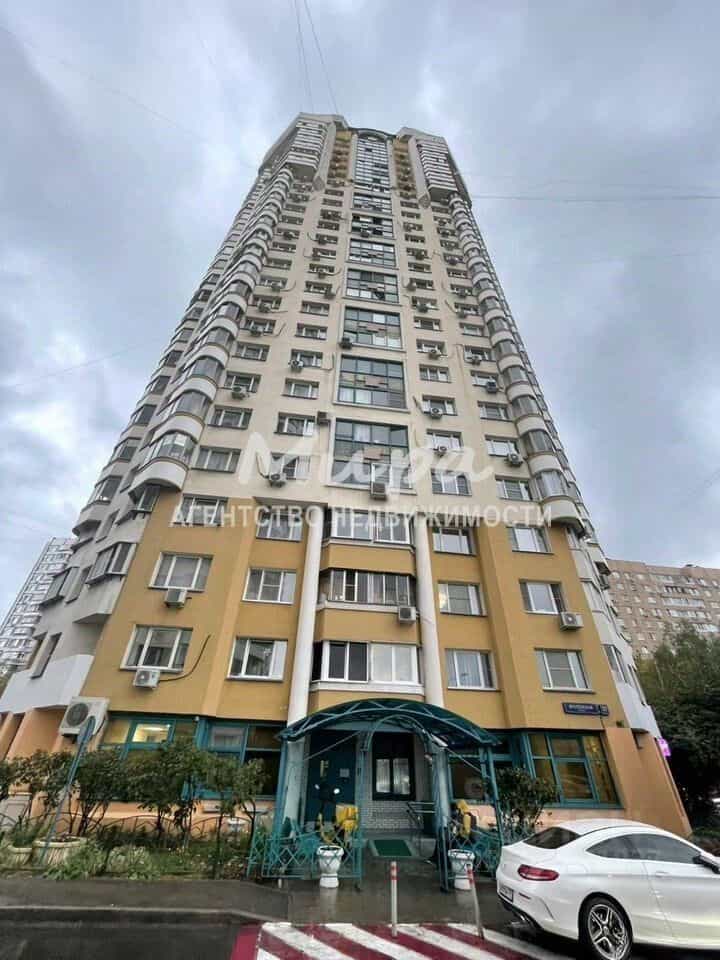 Россия, Москва, Братеевская улица, 21к3