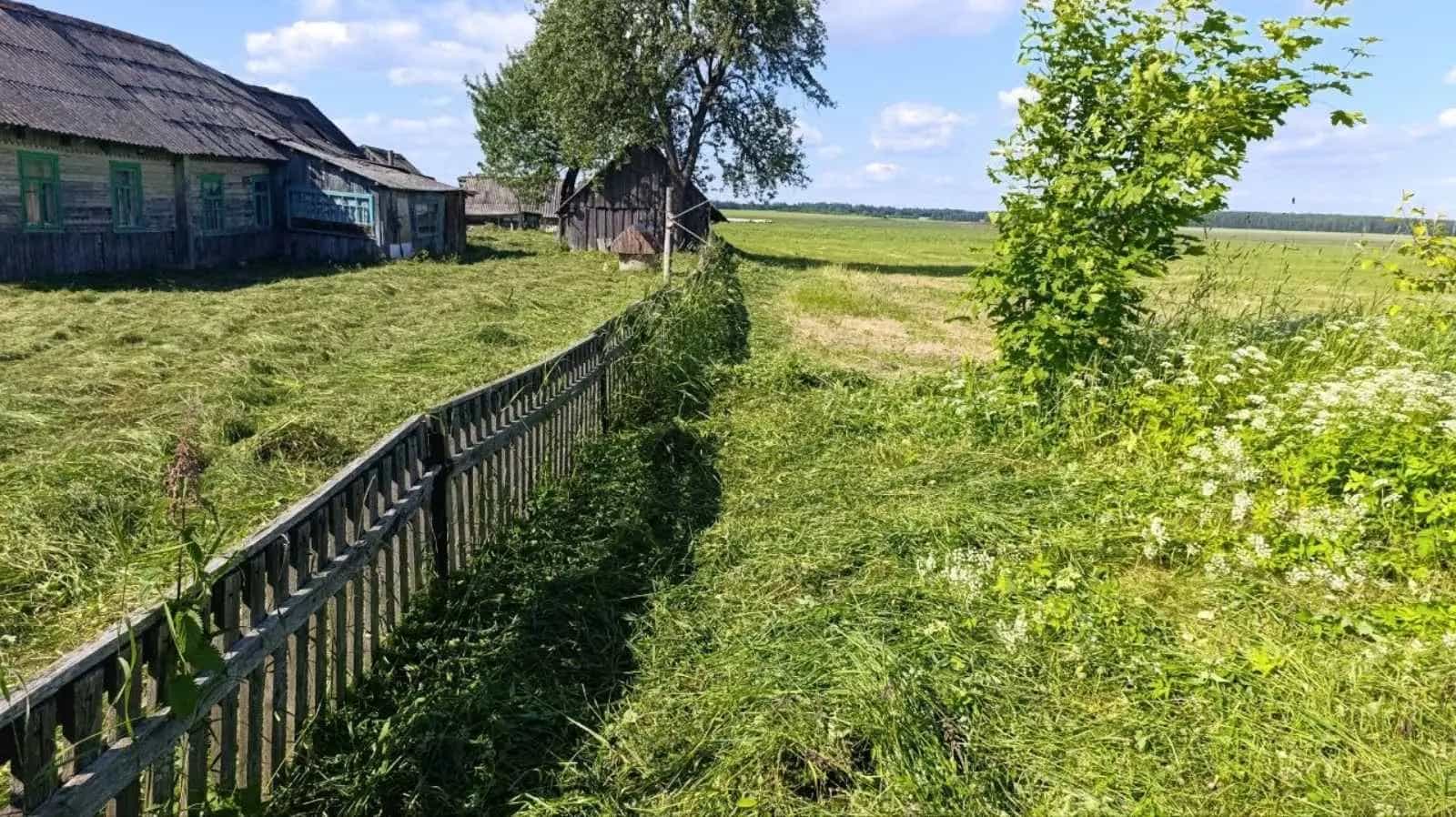 Беларусь, Минская область, Вилейский район, Нарочанский сельсовет, деревня Русское Село, Центральная улица, 7, фото 4