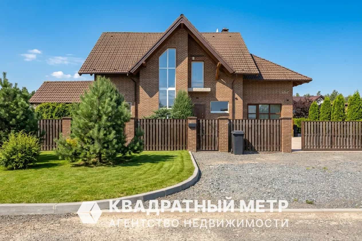 Беларусь, Минский район, Ждановичский сельсовет, агрогородок Ратомка, улица Баньковщина, 16