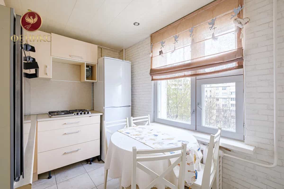 Беларусь, Минск, улица Болеслава Берута, 17к1, фото 12