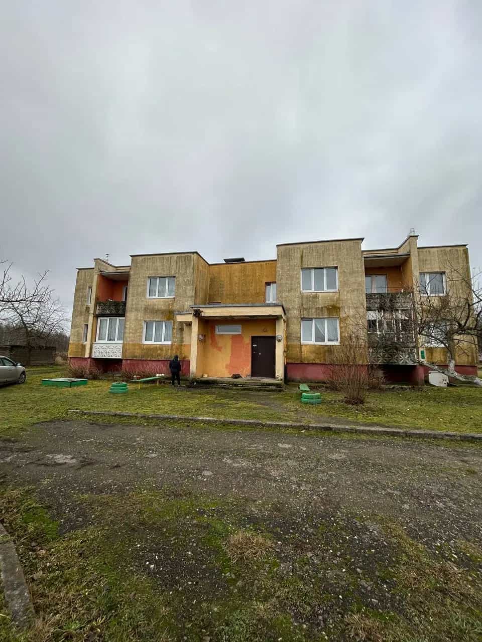 Беларусь, Могилёвская область, Осиповичский район, Вязьевский сельсовет, агрогородок Корытное, Советская улица, 1