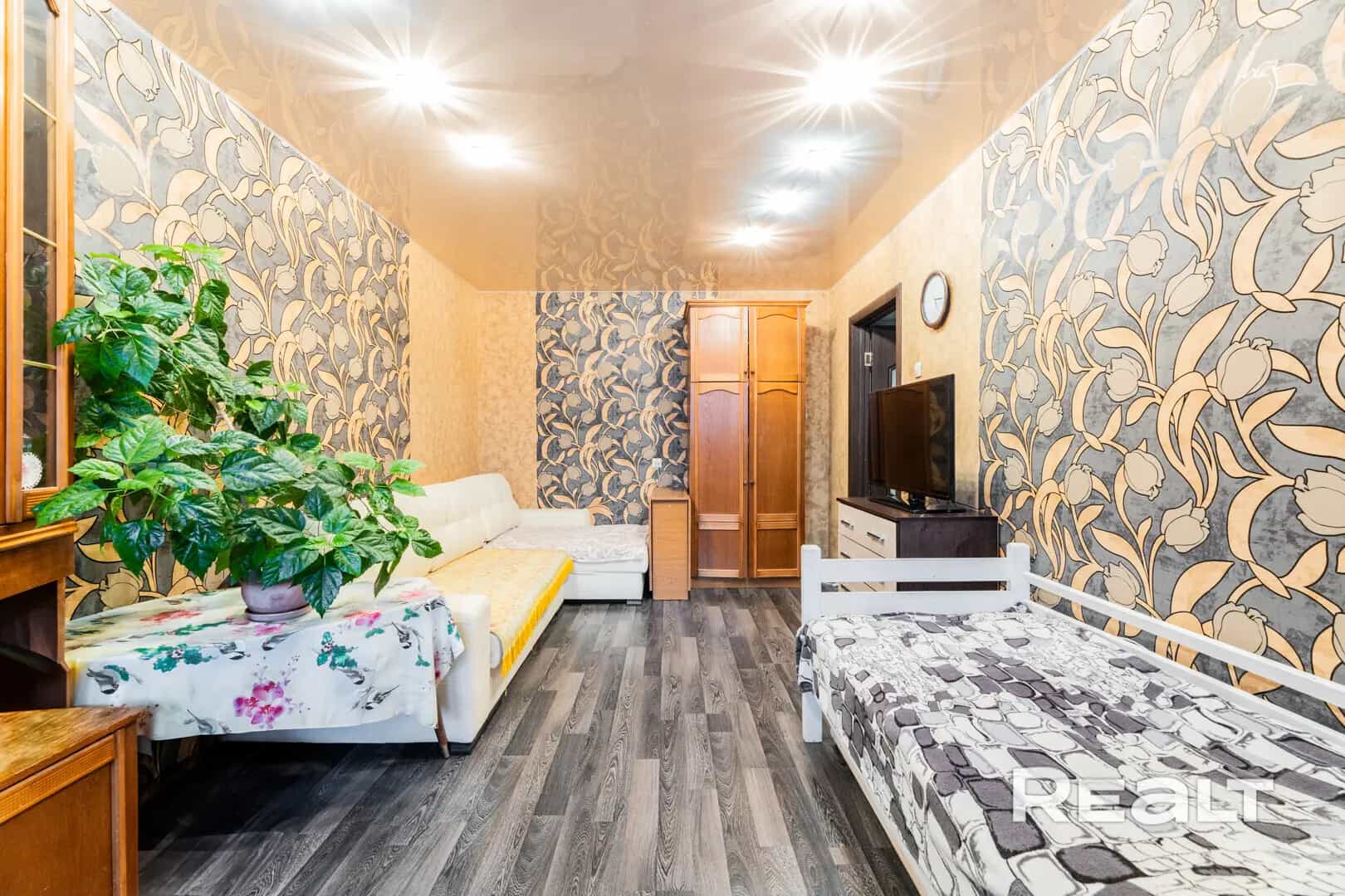 Беларусь, Минск, улица Алеся Бачило, 5, фото 3