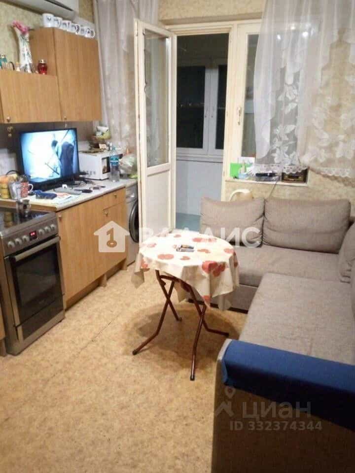 Россия, Москва, улица Островитянова, 9