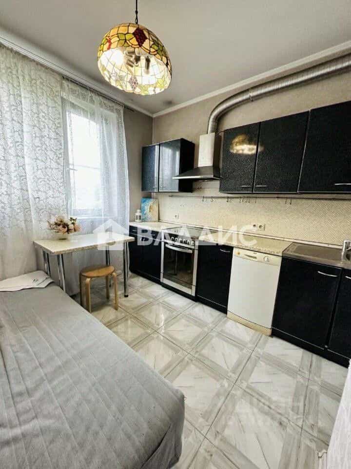 Россия, Москва, улица Декабристов, 4к1