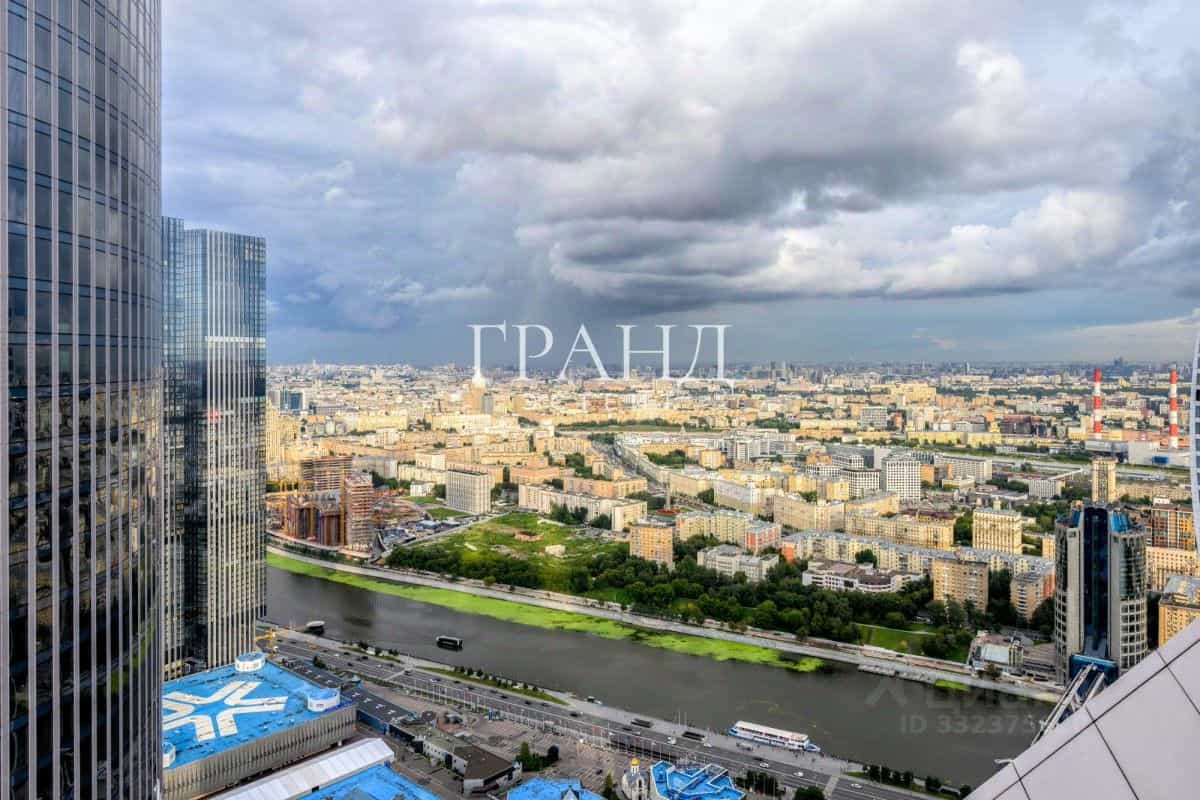 Россия, Москва, 1-й Красногвардейский проезд, 15