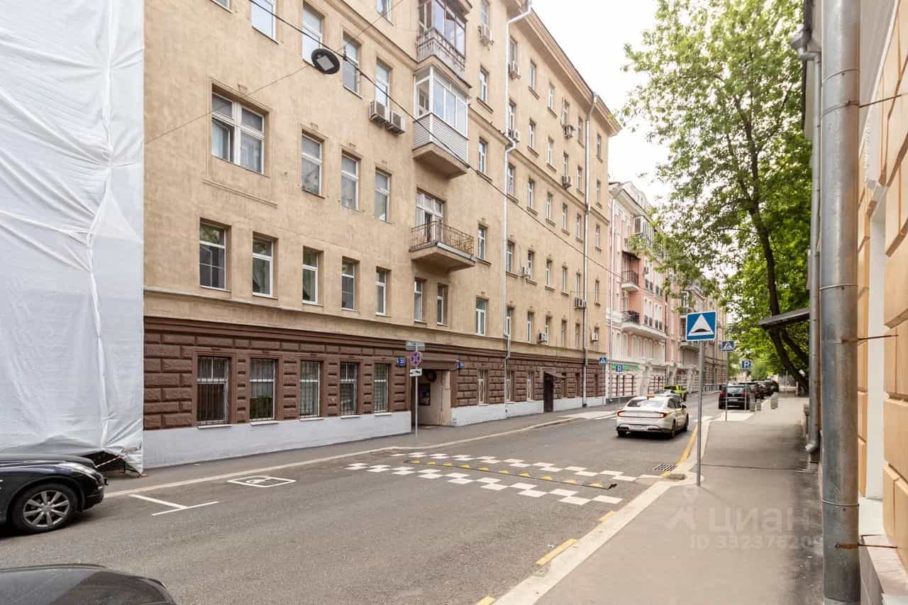 Россия, Москва, Фурманный переулок, 22с1