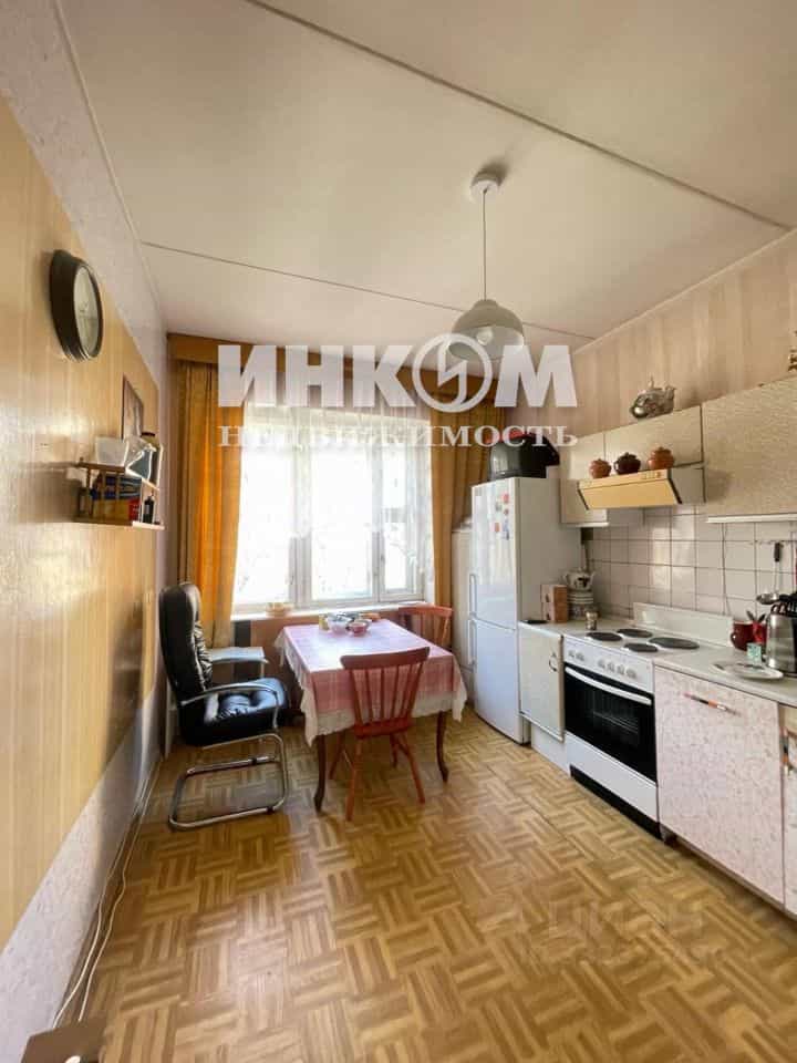 Россия, Москва, Новочерёмушкинская улица, 62к1