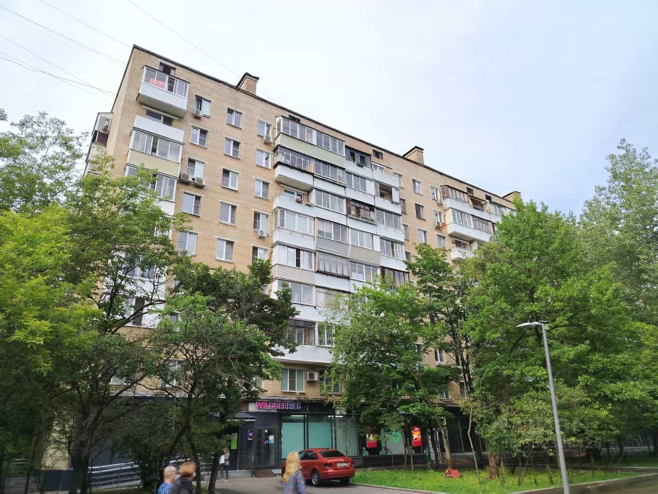 Россия, Москва, Сиреневый бульвар, 73к1