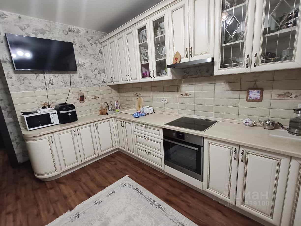 Россия, Москва, Старокрымская улица, 15к2