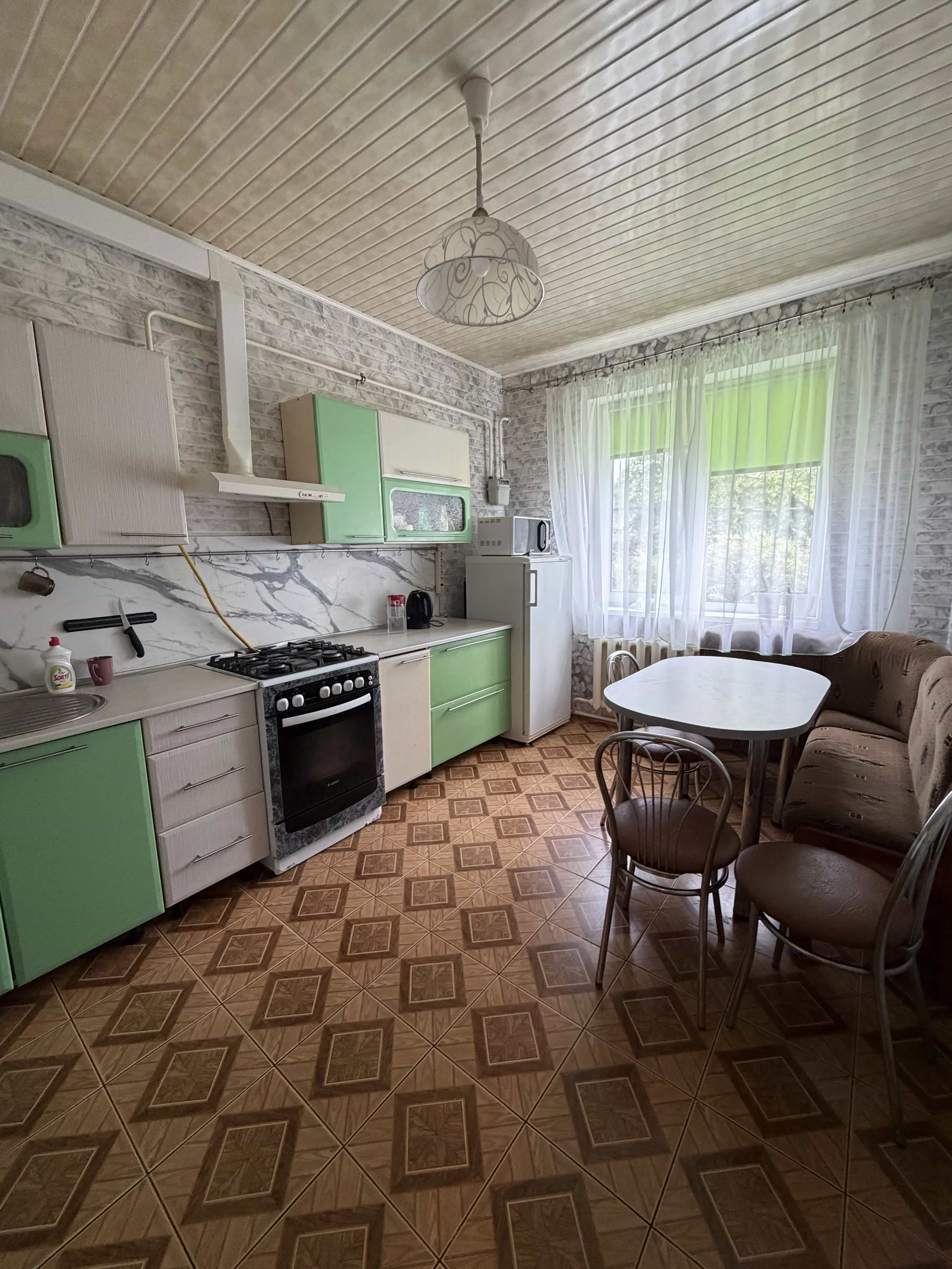 Беларусь, Гродненская область, Волковыск, улица Зои Космодемьянской, 34Б