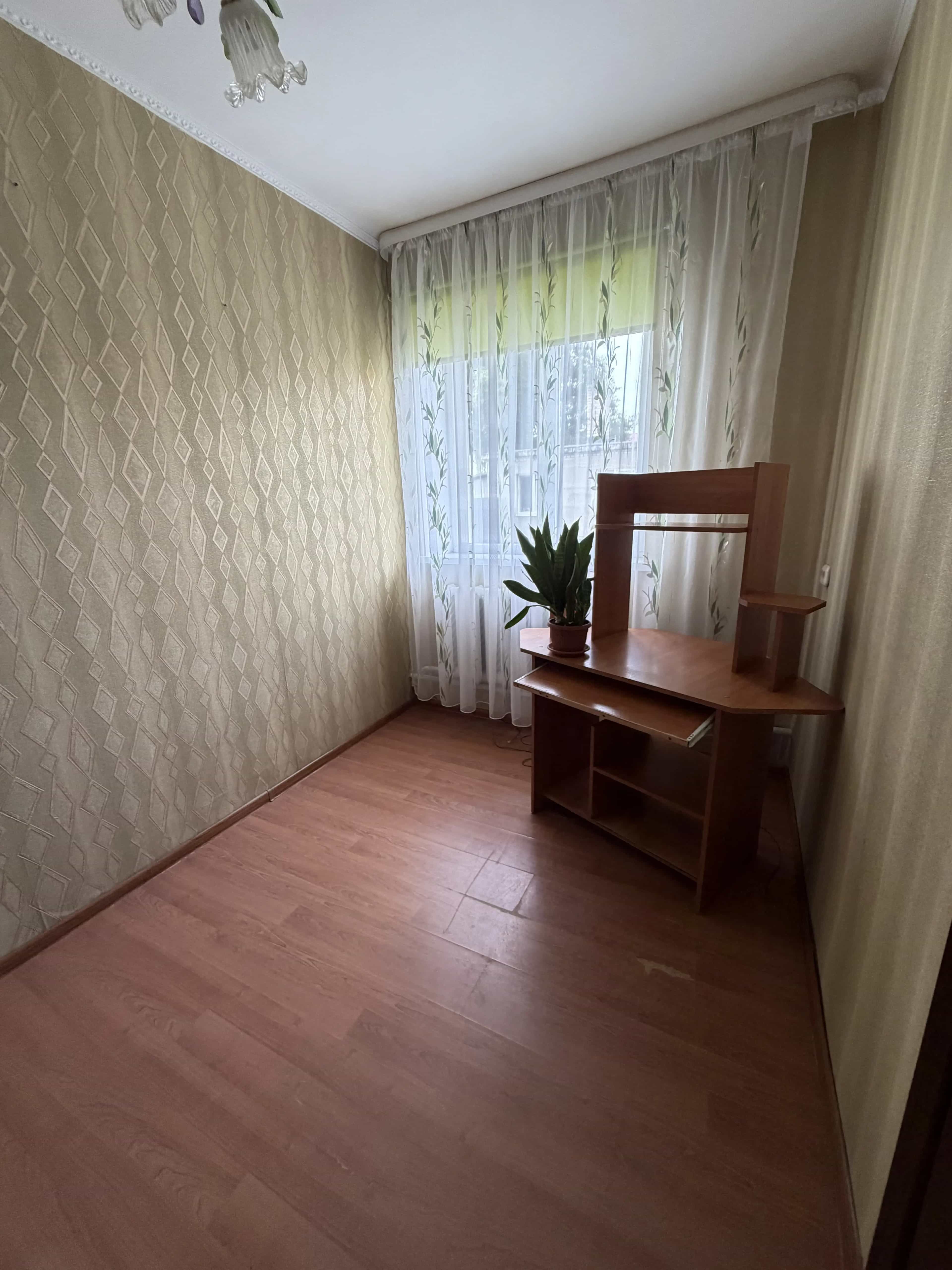 Беларусь, Гродненская область, Волковыск, улица Зои Космодемьянской, 34Б, фото 6