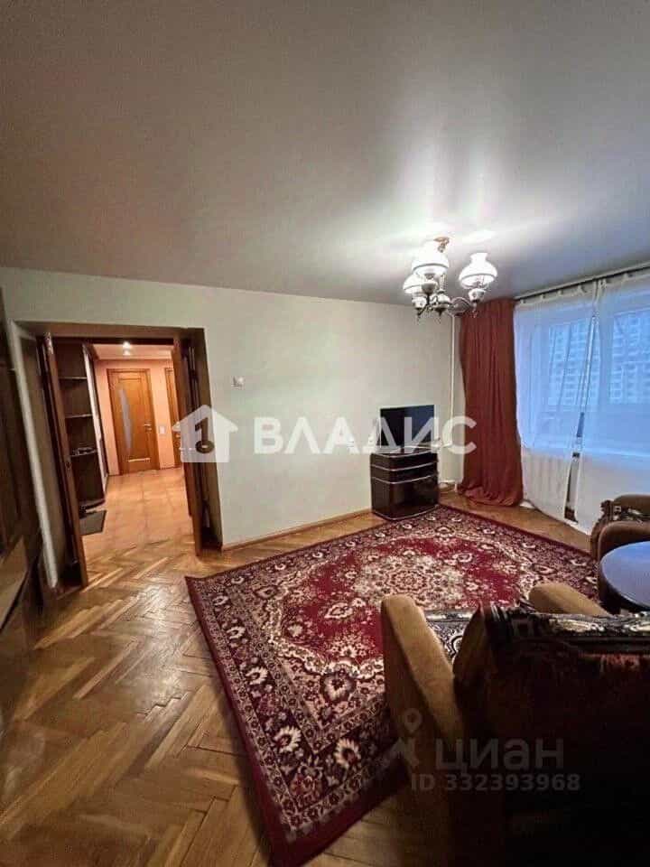 Россия, Москва, улица Пивченкова, 7