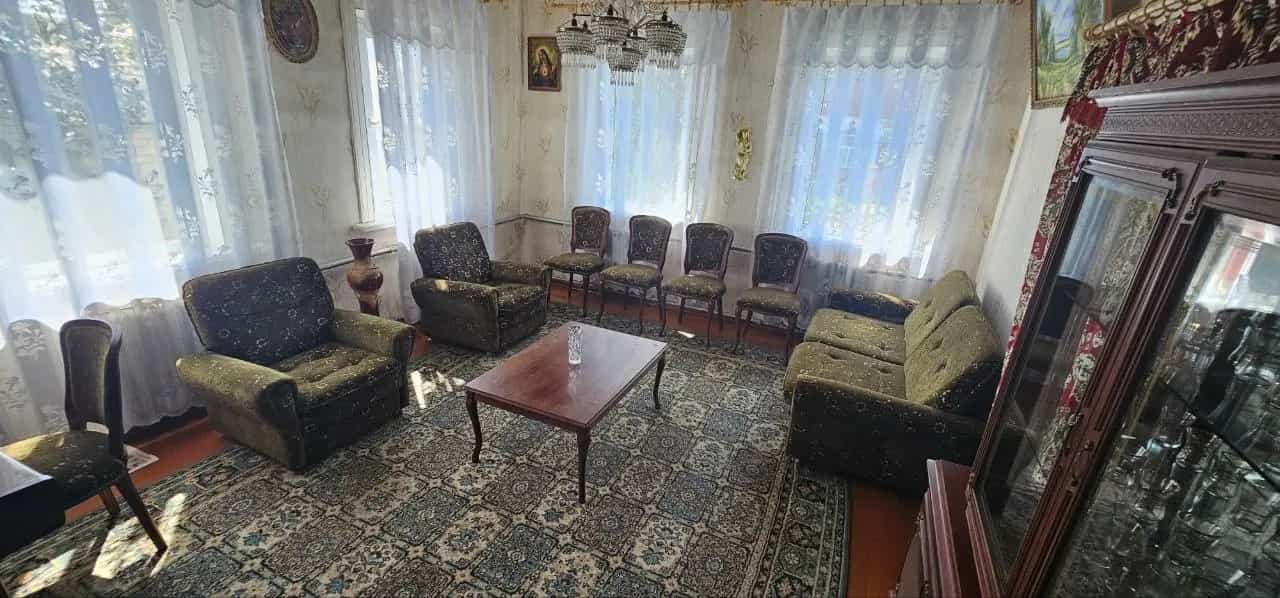 Беларусь, Минская область, Борисов, улица Тургенева, 36, фото 5