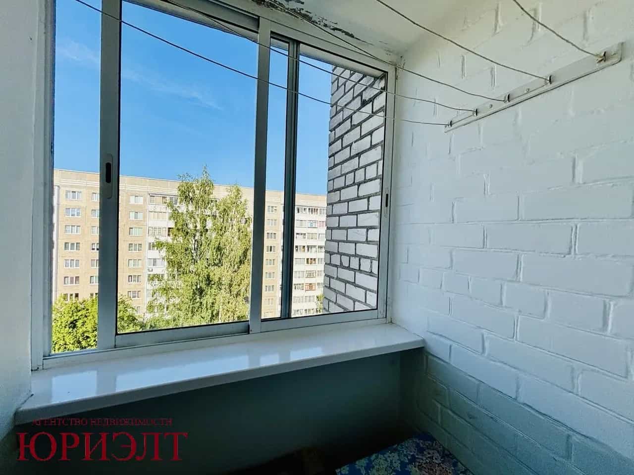 Беларусь, Витебская область, Полоцк, улица 6-й Гвардейской Армии, 17, фото 12