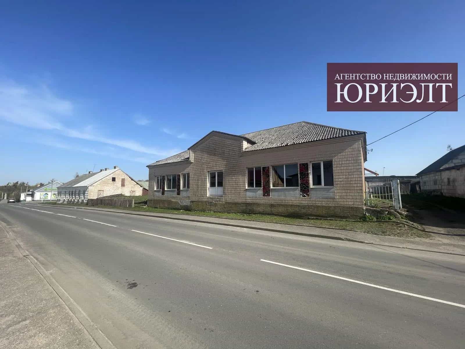 Беларусь, Гродненская область, Мостовский район, агрогородок Лунно, Комсомольская улица, 3