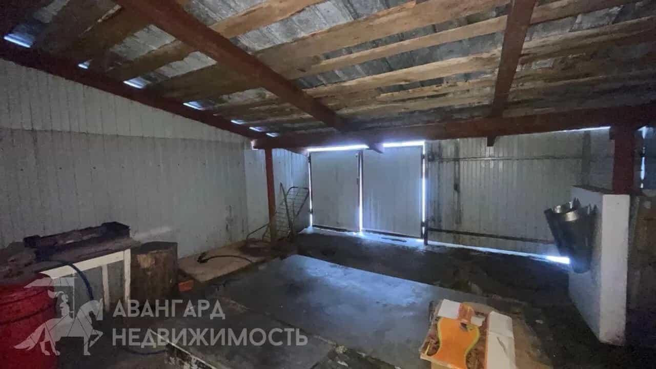 Беларусь, Минская область, Логойский район, Плещеницкий сельсовет, городской посёлок Плещеницы, Октябрьская улица, 40, фото 11