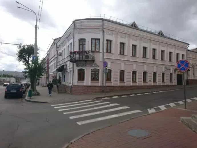 Беларусь, Витебск, улица Янки Купалы, 2