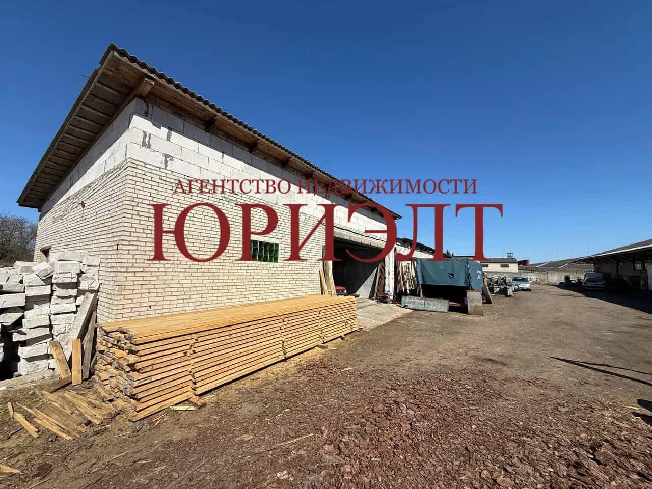 Беларусь, Гродненская область, Щучинский район, Рожанковский сельсовет, посёлок Рожанка, Вокзальная улица, 63